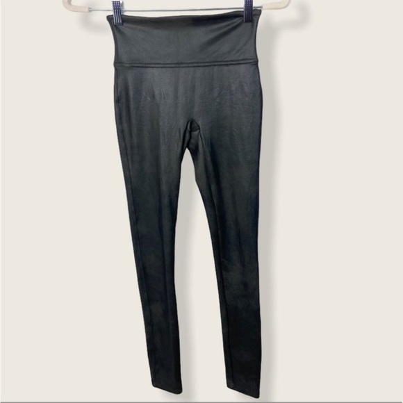 Spanx Faux Leather Leggings Dark Grey Size Small Minimalist Capsule Wardrobe S - Picture 2 of 12